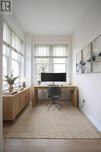 22 Blake Street, Hamilton, ON - Indoor Photo Showing Office