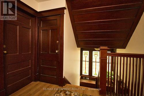 22 Blake Street, Hamilton, ON - Indoor Photo Showing Other Room
