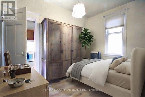 22 Blake Street, Hamilton, ON - Indoor