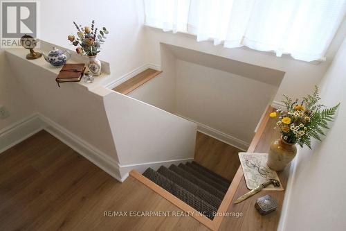 22 Blake Street, Hamilton, ON - Indoor Photo Showing Other Room