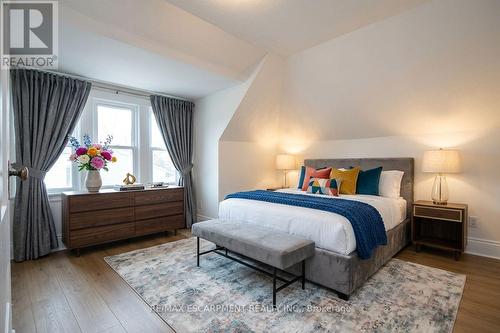 22 Blake Street, Hamilton, ON - Indoor Photo Showing Bedroom