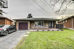 MAIN - 33 GARVEY CRESCENT Hamilton, ON L8K 3W9