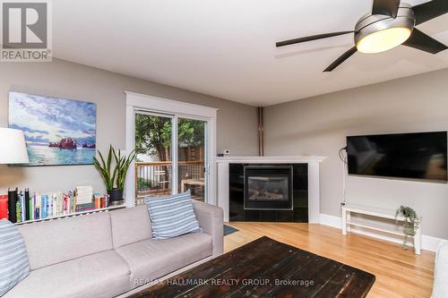 294 Crichton Street, Ottawa, ON - Indoor Photo Showing Living Room With Fireplace