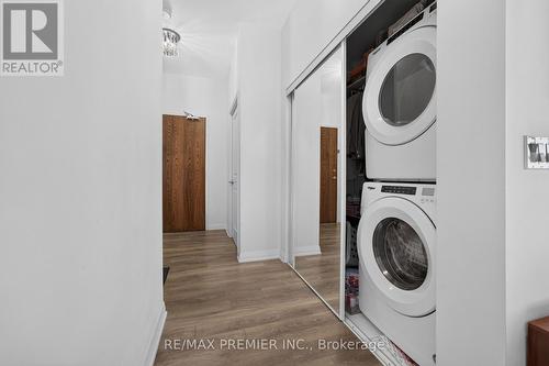 #1012 - 99 Eagle Rock Way, Vaughan, ON - Indoor Photo Showing Laundry Room