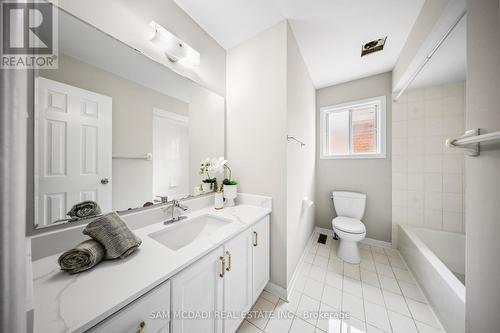 3847 Densbury Drive, Mississauga, ON - Indoor Photo Showing Bathroom