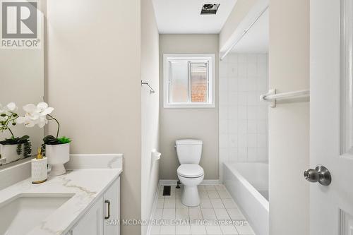 3847 Densbury Drive, Mississauga, ON - Indoor Photo Showing Bathroom