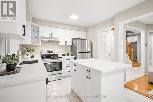 3847 Densbury Drive, Mississauga, ON - Indoor Photo Showing Kitchen With Stainless Steel Kitchen With Upgraded Kitchen