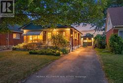 37 RADFORD STREET  Hamilton, ON L8S 3E5