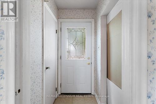 37 Radford Street, Hamilton, ON - Indoor Photo Showing Other Room