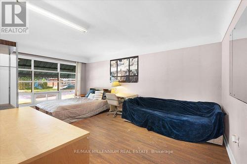 37 Radford Street, Hamilton, ON - Indoor Photo Showing Other Room