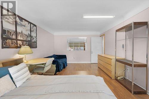 37 Radford Street, Hamilton, ON - Indoor Photo Showing Other Room