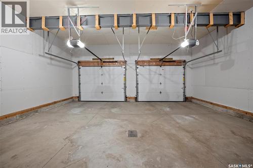 4622 Malcolm Drive, Regina, SK - Indoor Photo Showing Garage