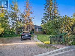 1517 94 Avenue Dawson Creek, BC V1G 1H2