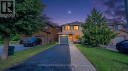 15 BRUCE CRESCENT Barrie, ON L4N 8T8