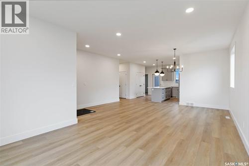 1 105 Hathway Crescent, Saskatoon, SK - Indoor