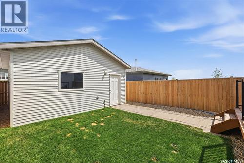 171 Taube Avenue, Saskatoon, SK - Outdoor