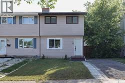 415 McIntosh STREET  Regina, SK S4R 4Z7