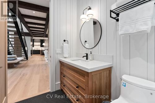 150 Delphi Lane, Blue Mountains, ON 