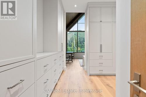 150 Delphi Lane, Blue Mountains, ON 