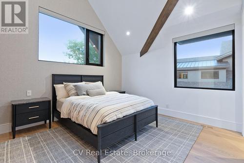150 Delphi Lane, Blue Mountains, ON 