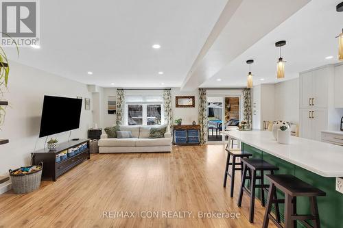 311 Misty Crescent, Kitchener, ON - Indoor Photo Showing Other Room