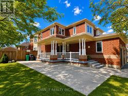 137 PRAIRIE ROSE CIRCLE  Brampton, ON L6R 1R5