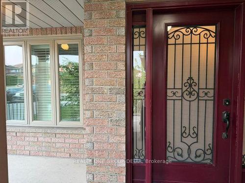 UPPER - 24 ARBORVIEW CRESCENT , Toronto, Ontario M9W 7B3 4