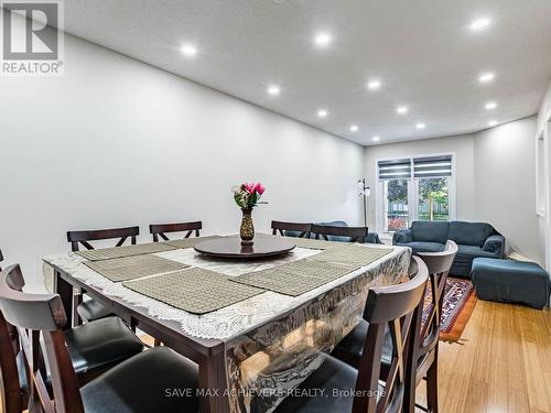 1041 Blizzard Road, Mississauga, ON - Indoor Photo Showing Dining Room