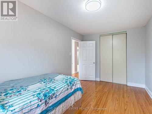 1041 Blizzard Road, Mississauga, ON - Indoor Photo Showing Bedroom