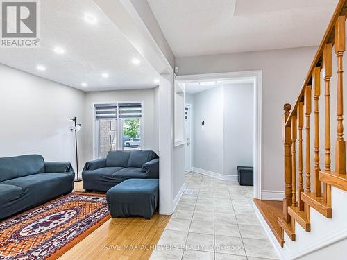 1041 Blizzard Road, Mississauga, ON - Indoor Photo Showing Other Room