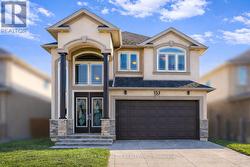 153 MEDICI LANE Hamilton, ON L9B 0G7
