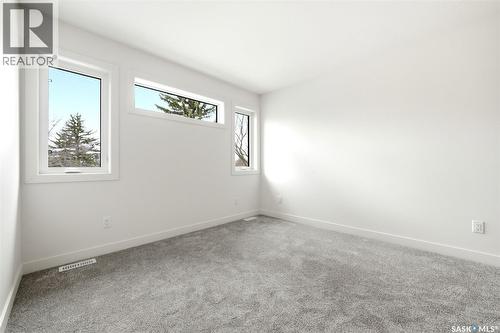 3919 Qu'Appelle Drive, Regina, SK - Indoor Photo Showing Other Room