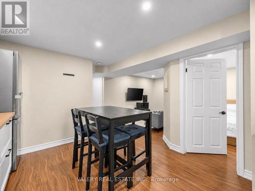 LOWER #2 - 12 ARKLEY CRESCENT , Toronto, Ontario M9R 3S3 5