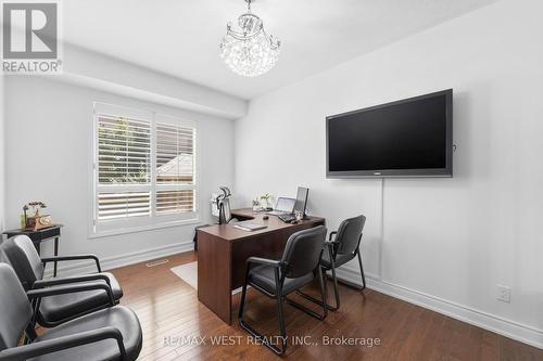 356 Robert Ferrie Drive, Kitchener, ON - Indoor Photo Showing Office