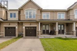 11 COOLEY GROVE  Hamilton, ON L9K 0J7