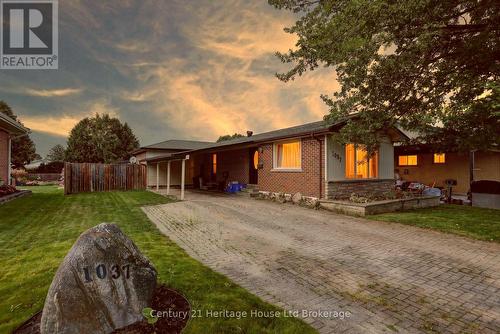 1037 WARWICK STREET  Woodstock (Woodstock - North), ON N4S 4S3