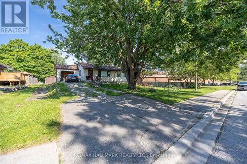 1911 GLENVIEW ROAD  Pickering, ON L1V 1W9