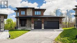 14 DIXON COURT Barrie, ON L4N 7H1