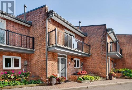 8 - 2136 Old Lakeshore Road, Burlington, ON - Outdoor With Balcony With Exterior