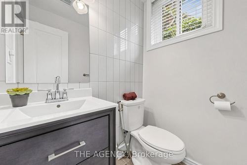 2774 Quill Crescent, Mississauga, ON - Indoor Photo Showing Bathroom