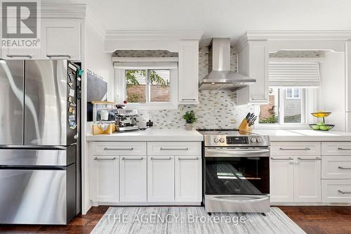 2774 Quill Crescent, Mississauga, ON - Indoor Photo Showing Kitchen With Upgraded Kitchen
