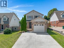 311 MISTY Crescent  Kitchener, ON N2B 3V6
