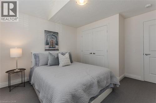 11 Cooley Grove, Hamilton, ON - Indoor Photo Showing Bedroom
