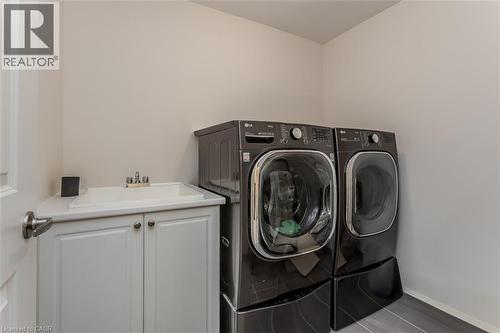 11 Cooley Grove, Hamilton, ON - Indoor Photo Showing Laundry Room