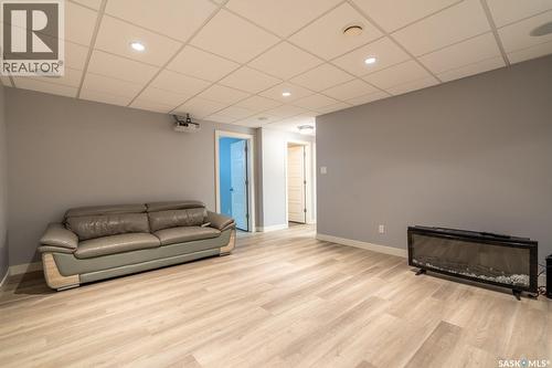 4311 Sandpiper Crescent E, Regina, SK - Indoor With Fireplace