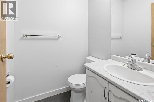 3802 Rae Street, Regina, SK - Indoor Photo Showing Bathroom