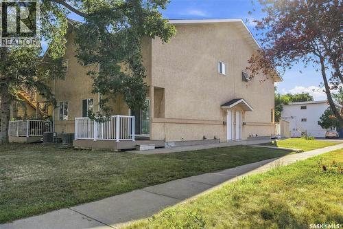 3802 Rae Street, Regina, SK - Outdoor