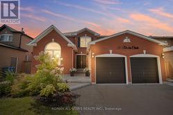 139 RHODES CIRCLE  Newmarket, ON L3X 1V2