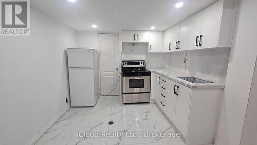 BASEMENT - 32 FREY CRESCENT , Toronto, Ontario M1R 2C6 4