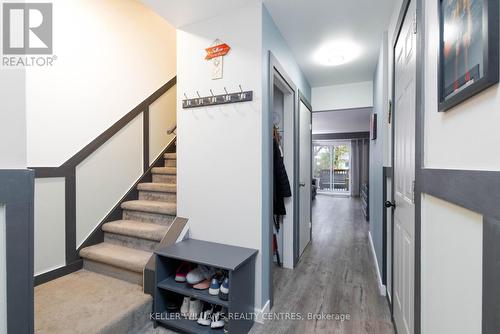 66 CHAUCER CRESCENT , Barrie, Ontario L4N 4T7 5